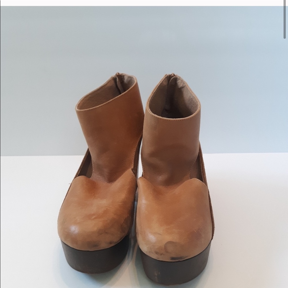 FP Clogs - Picture 3 of 5